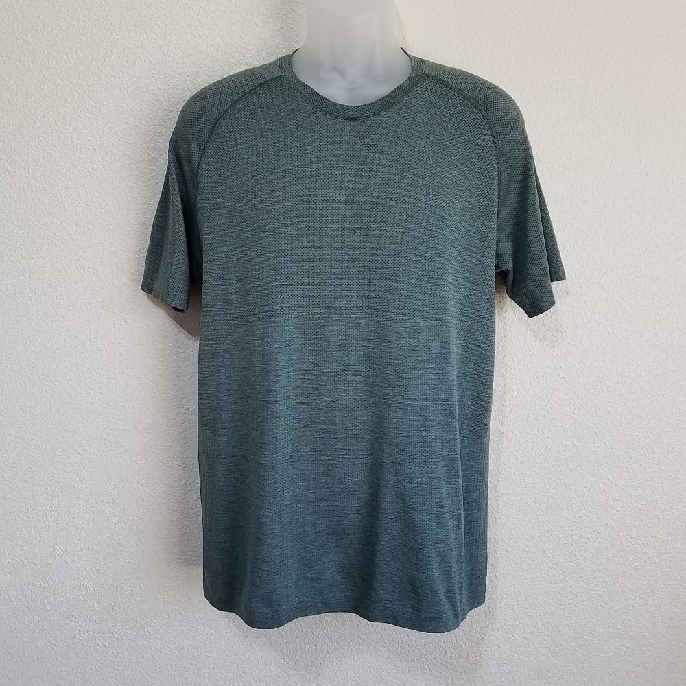 Lululemon Men's Athletic Shirt
